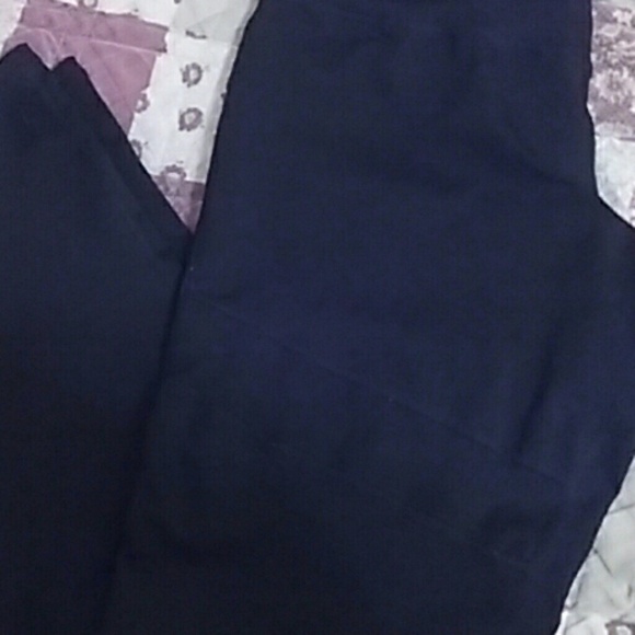 Workout Leggings - Picture 3 of 3